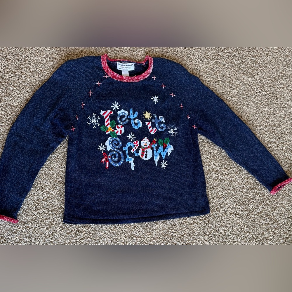 Navy blue women’s Christmas sweater vintage size medium tiara international